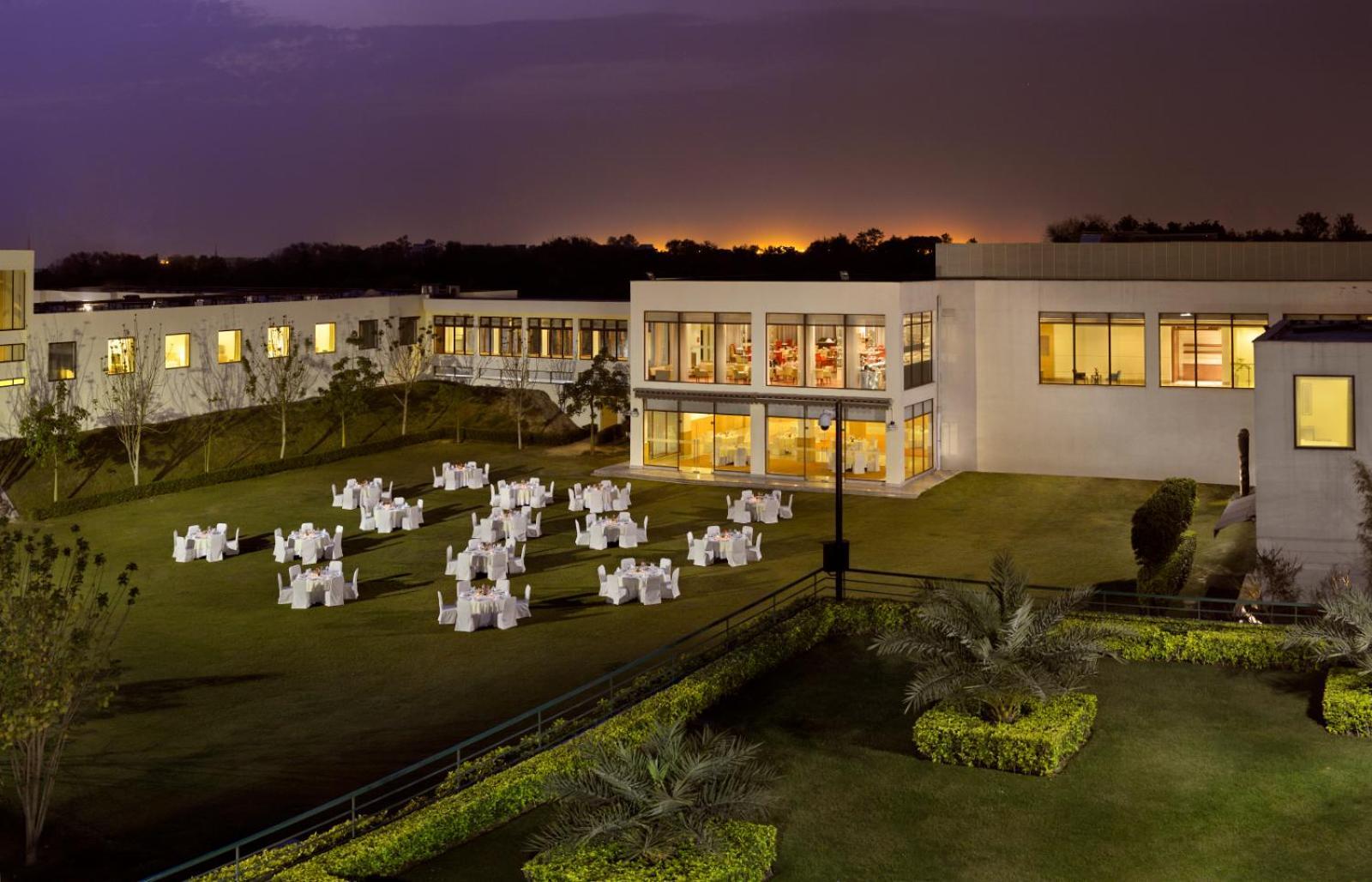 Four Points By Sheraton New Delhi, Airport Highway Luaran gambar
